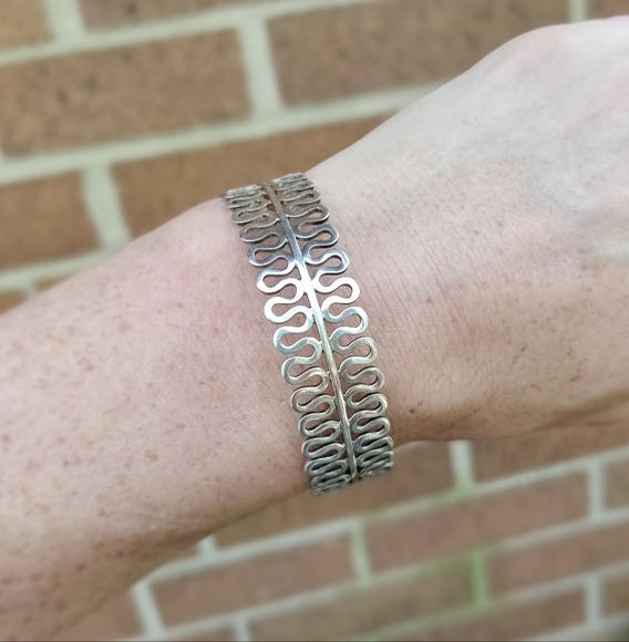 Vintage Sterling Simm Stamped Modernist Bracelet - Picture 2 of 7